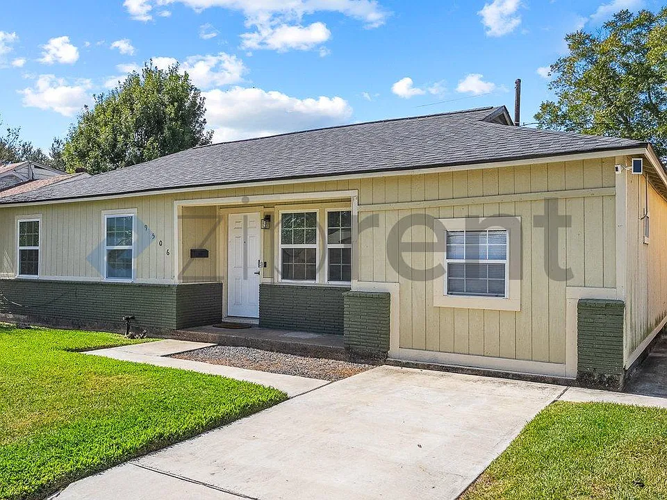9506 Sierra Dr