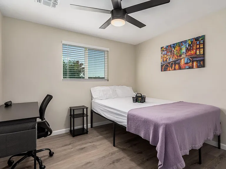 Queen bed with a south view
