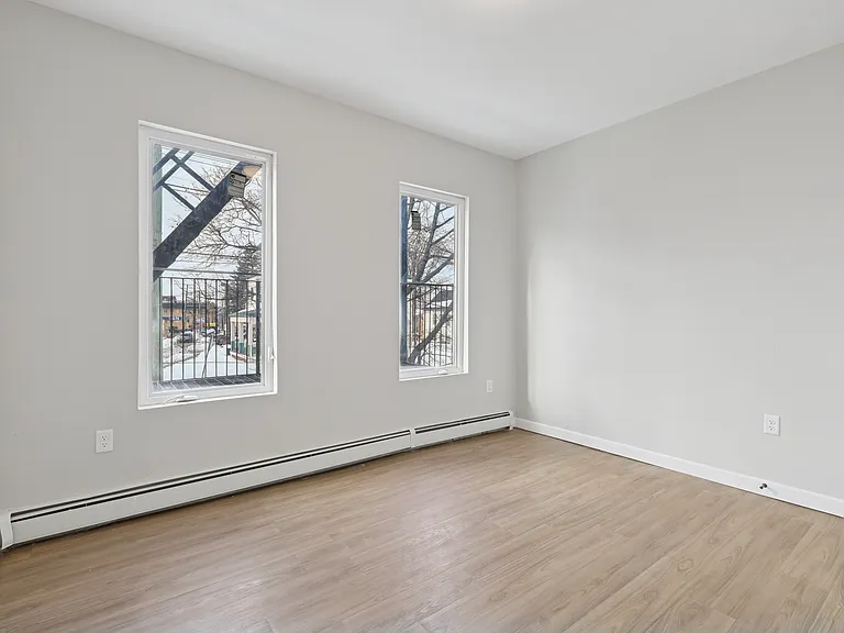 240 Broadway #2 — Photo 19