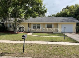 1404 W Winnemissett Ave, Deland, FL 32720