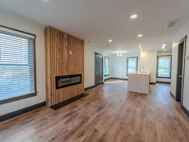 3150B Driftwood Dr — Photo 6