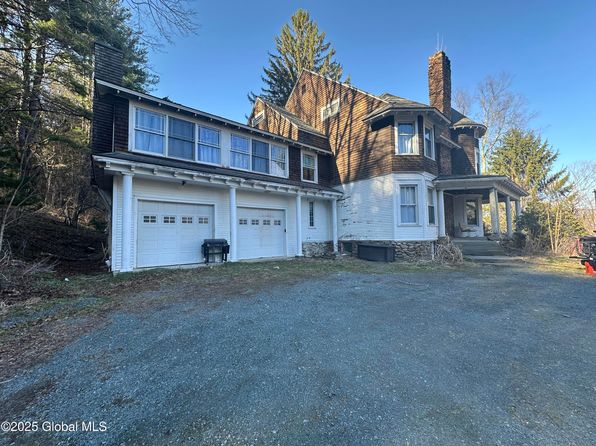 21 S Main Street, Berlin, NY 12022