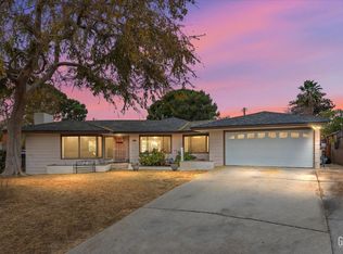 1904 Ridgewood Dr, Bakersfield, CA 93306