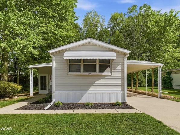 39 Lakeside Dr, Lima, OH 45804