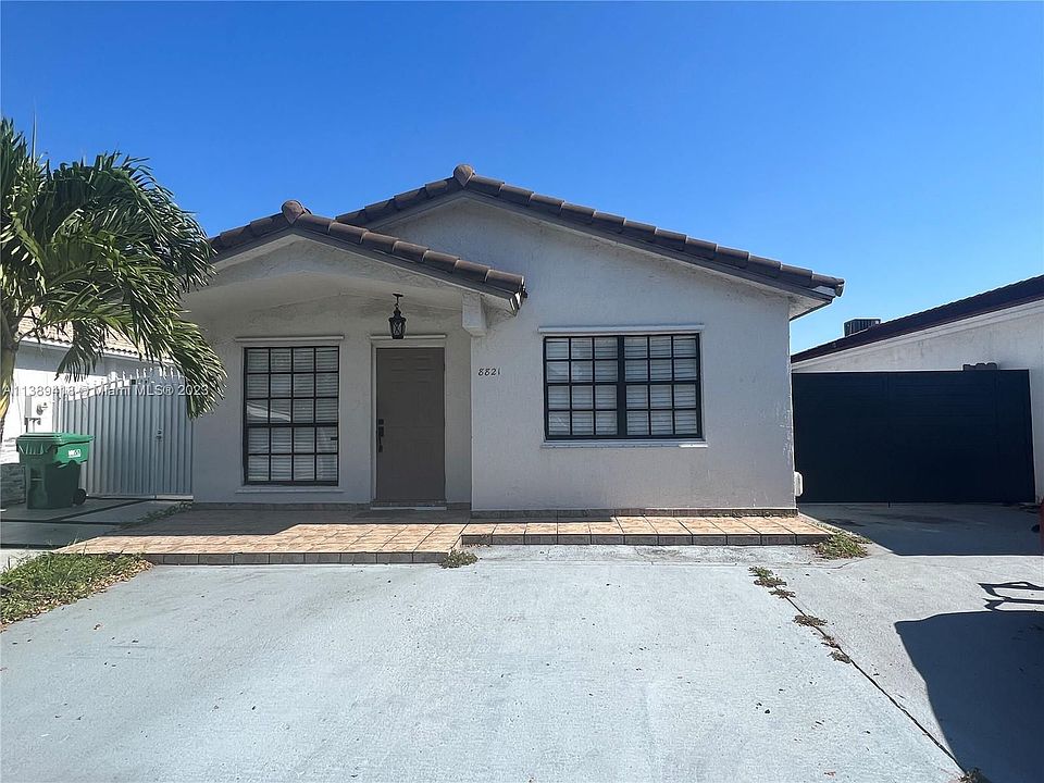 1st image of 8821 NW 112th St