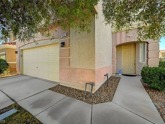 4th image of 9257 Prairie Aster Pl