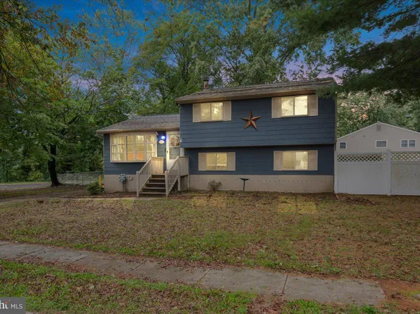 287 Morris Ave, West Deptford, NJ 08086