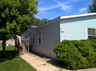 190 Belle Villa Blvd, Belleville, MI 48111