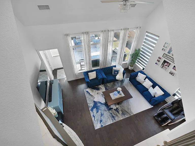 731 Drummond Dr — Photo 16