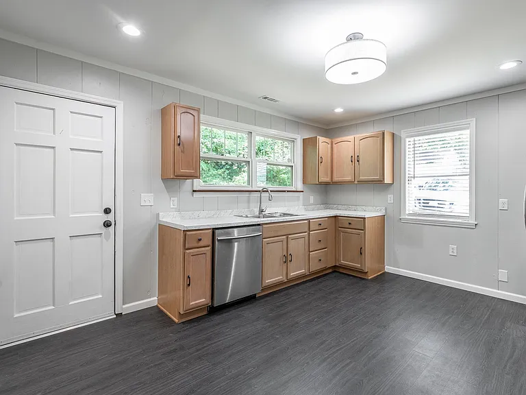 5711 Alabama Ave — Photo 12