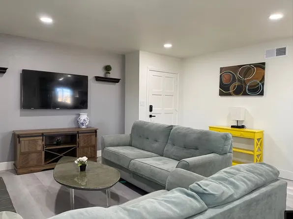 16742 Ross Ln, Huntington Beach, CA 92647