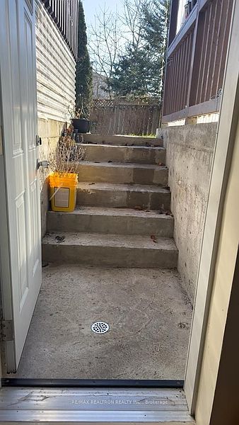 Toronto House for rent - 3 Bedrooms in Toronto