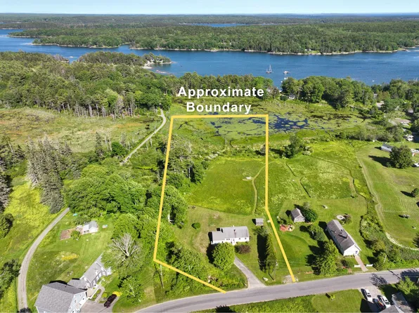 240 Medomak Road, Bremen, ME 04551