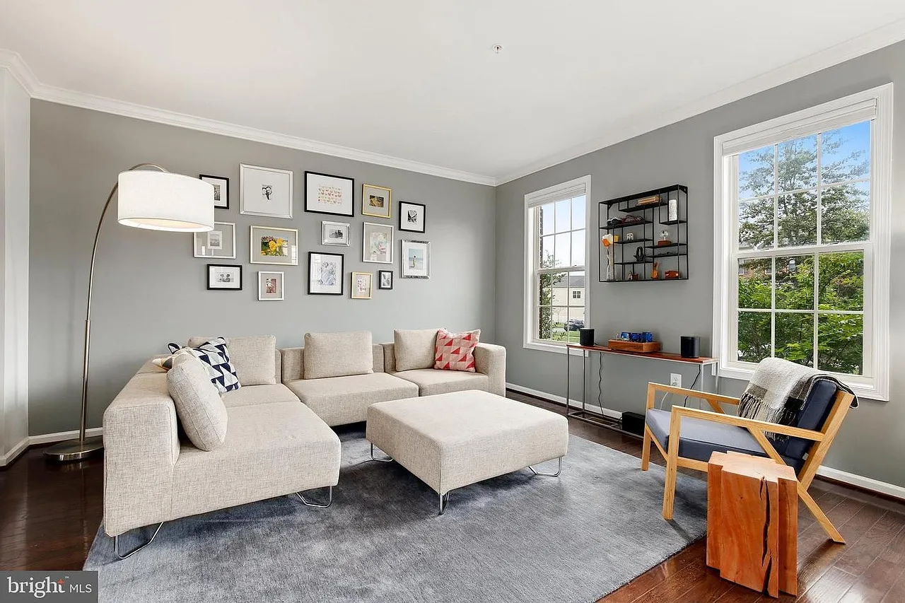 4 bed, 3.5 bath, 2172 sqft, $3,350 — Photo 3