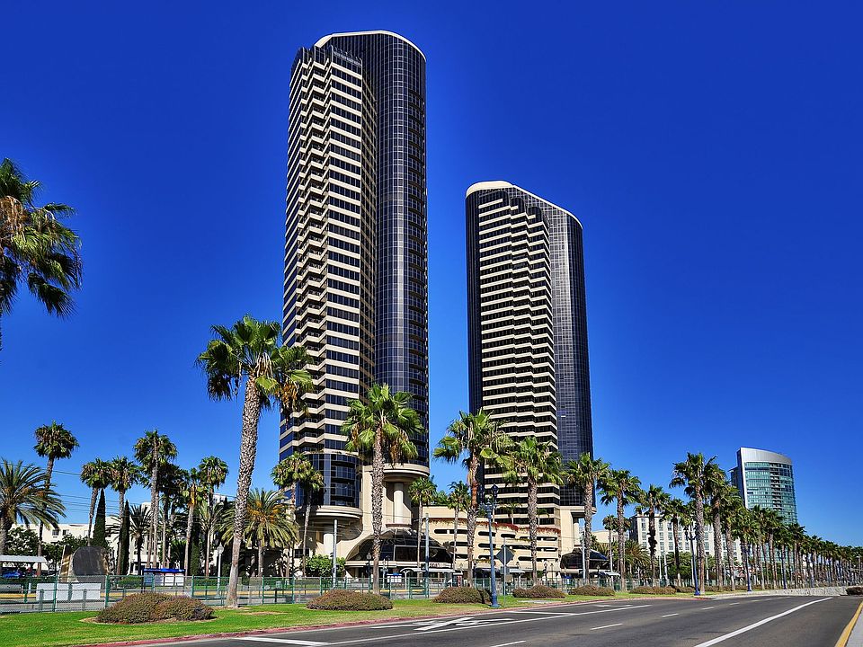 1st image of 200 Harbor Dr Unit 1102