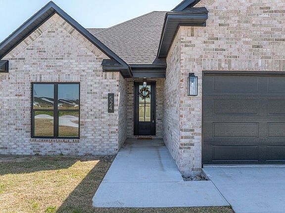 4th image of 524 Dutton Ct