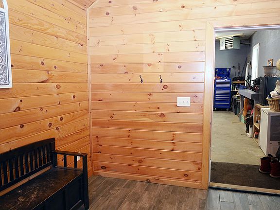 3rd image of 131 Buchler Road