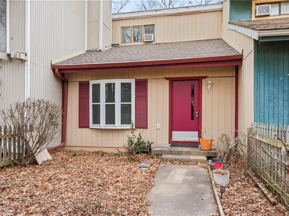 192 Oak Hill Cluster, Independence, MO 64057