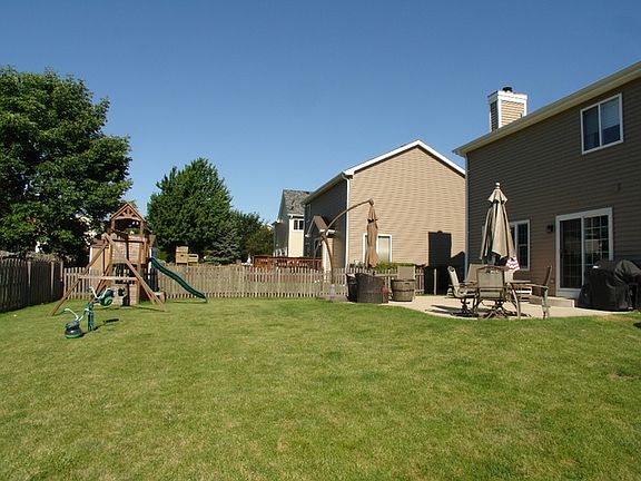 4th image of 1357 Burnett Dr