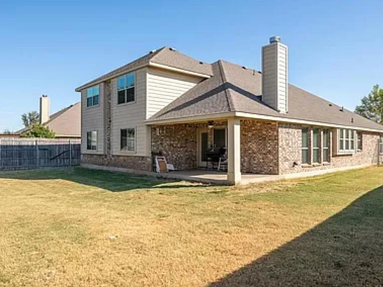 4311 Stonebriar Trl — Photo 2