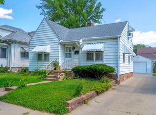 2126 S Helen St, Sioux City, IA 51106
