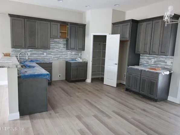 9407 ALMA Street, Jacksonville, FL 32220