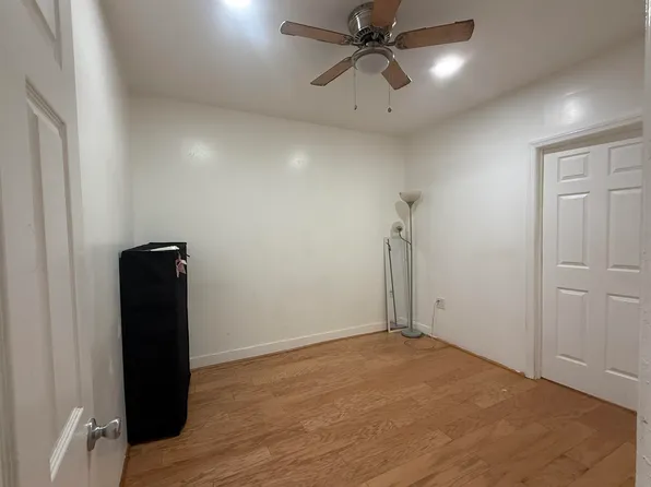 135a Grace Street image 7 of 12