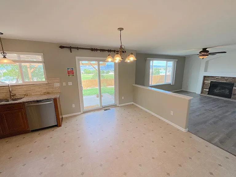 7168 Prairie Wind Dr — Photo 17