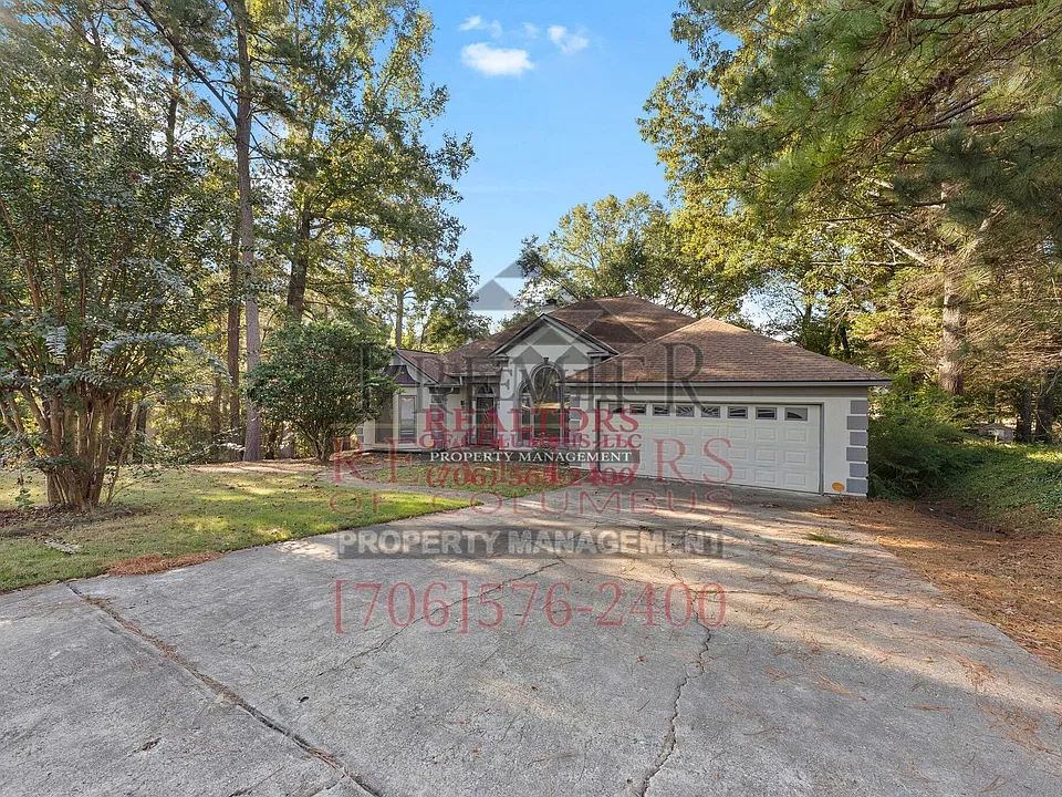 5906 Big Oak Dr