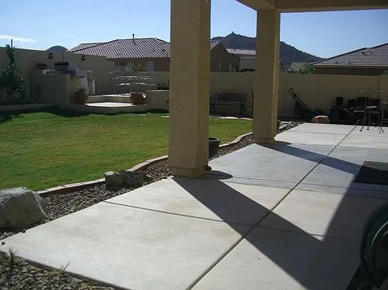 4 bed, 2.5 bath, 2212 sqft, $2,500 — Photo 4