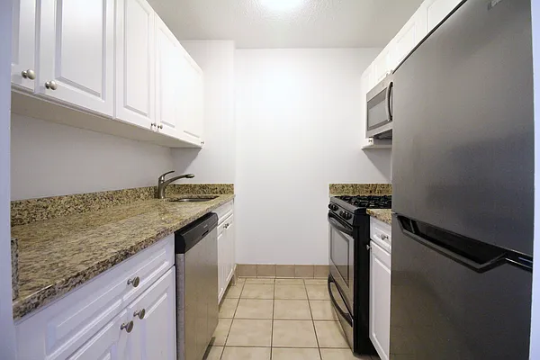 Rented by Corcoran | media 17