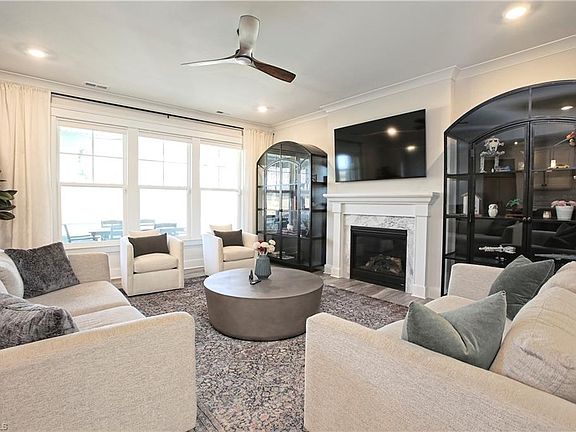 5th image of 7802 Michaelis St