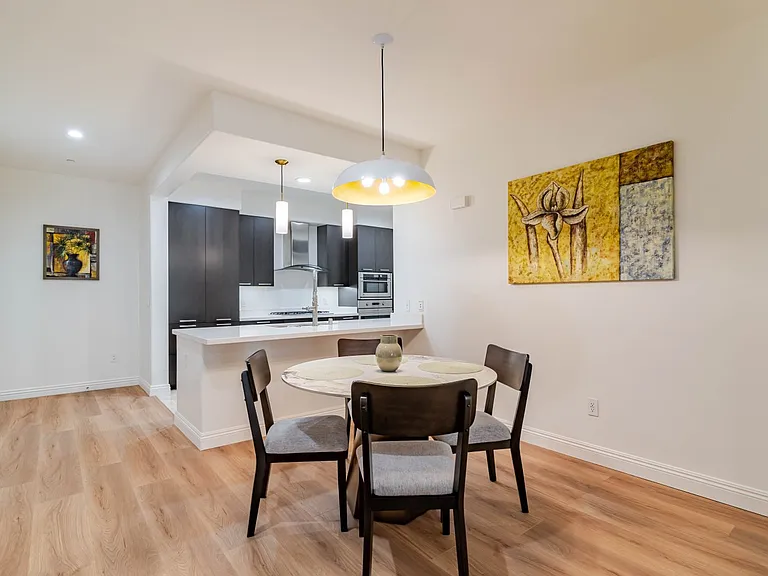 352 Caruso Ave — Photo 11