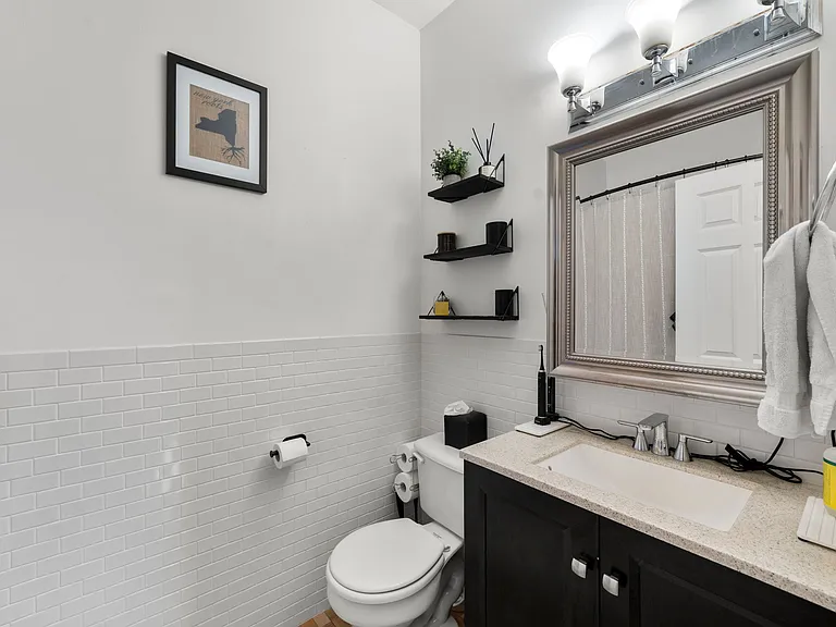 119 Dorchester St #7 — Photo 15