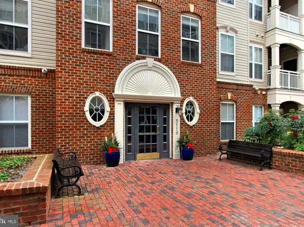 5116 Donovan Dr APT 405, Alexandria, VA 22304