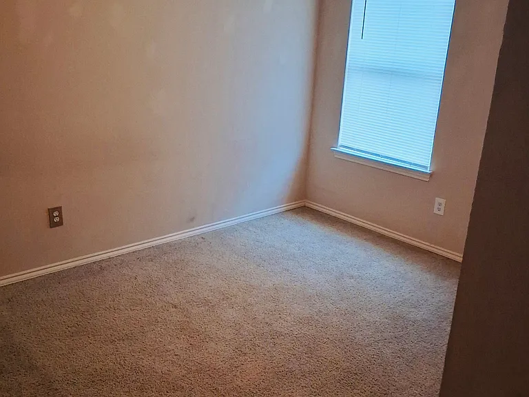 3314 Ithaca Dr — Photo 11