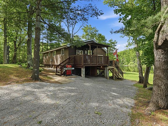 2nd image of 849 Bowen Rd