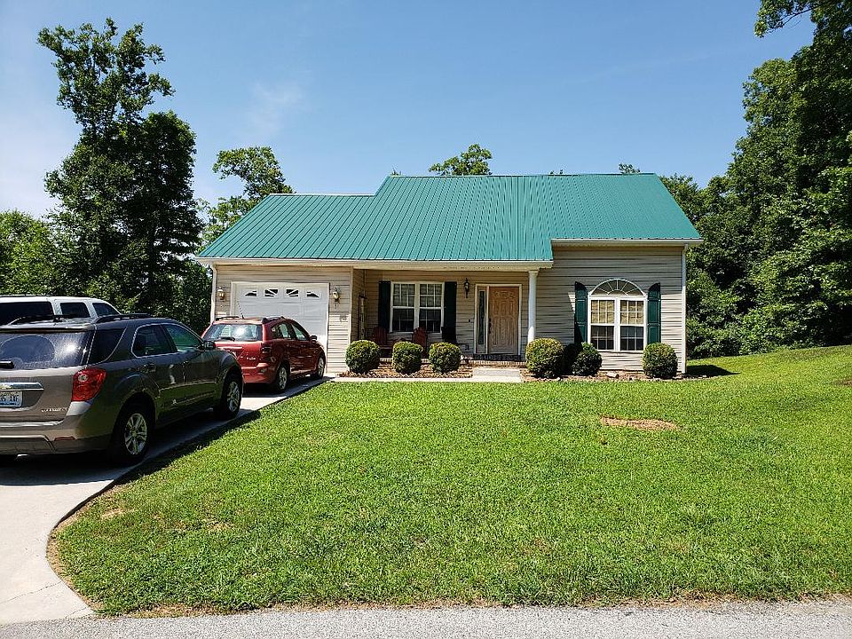 1st image of 226 Dockview Rd