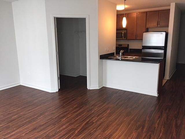 1st image of 385 N Jefferson St #W2809