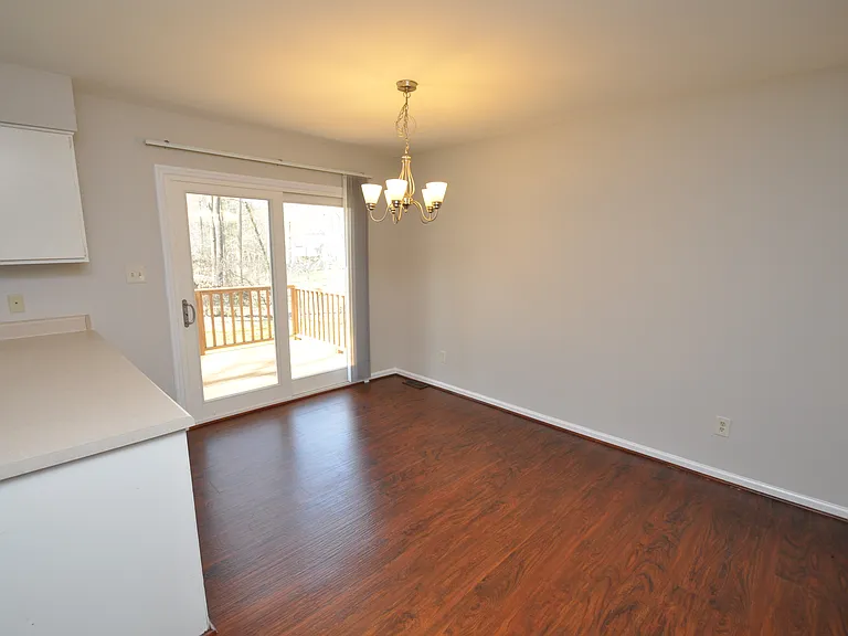 109 Misty Ct — Photo 11