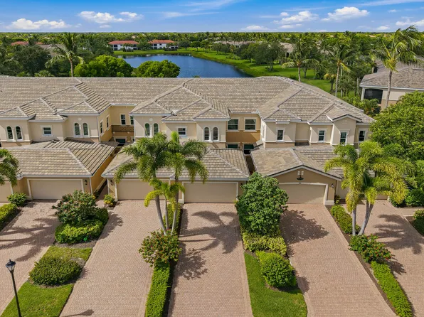 3053 Aviamar Cir APT 203, Naples, FL 34114