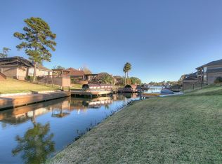 182 Creekwood E, Montgomery, TX 77356