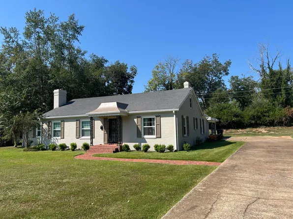 1801 Willow Rd, Corinth, MS 38834