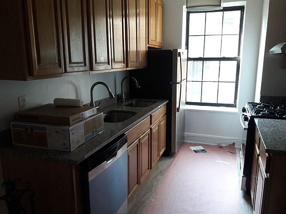 3rd image of 6860 108th St APT 1F