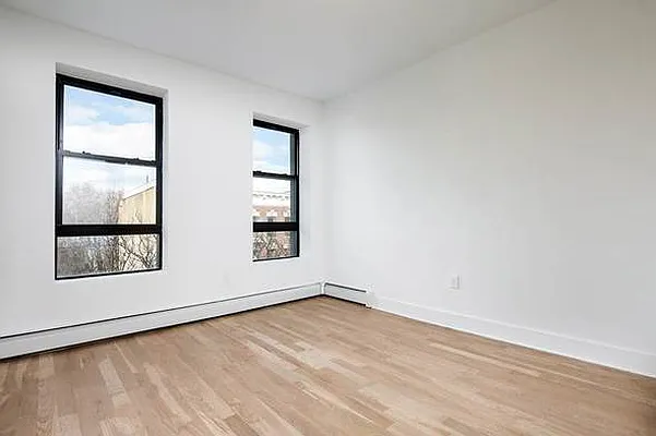 Rented by Bold New York | media 23