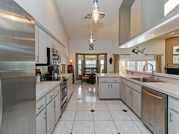 2nd image of 5424 Split Pine Ct