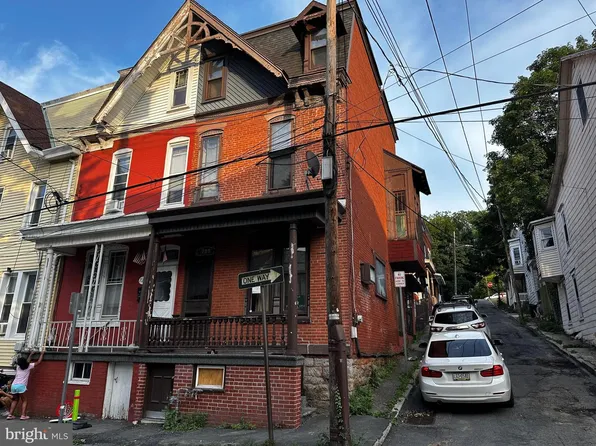 729 W Norwegian St, Pottsville, PA 17901