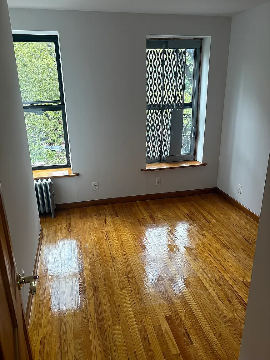 146 East 98th Street — Photo 2