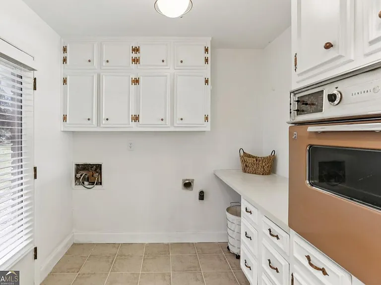 2888 Bonanza Dr — Photo 9