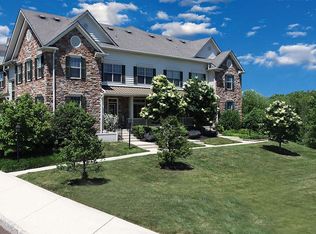 708 Ridgeview Ct, Sellersville, PA 18960